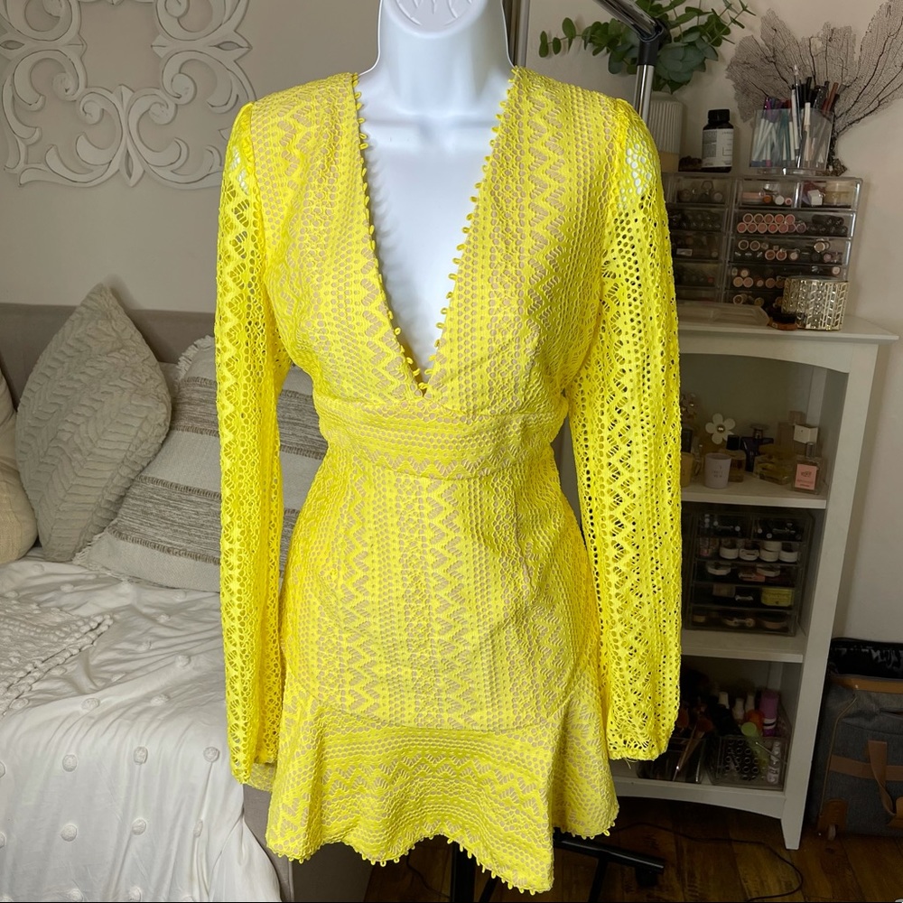 NWOT Fashion nova long sleeve yellow mini dress